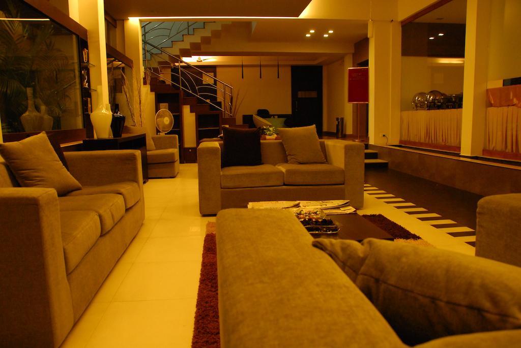 Hotel Sayoojyam Residency Palakkad Exteriér fotografie